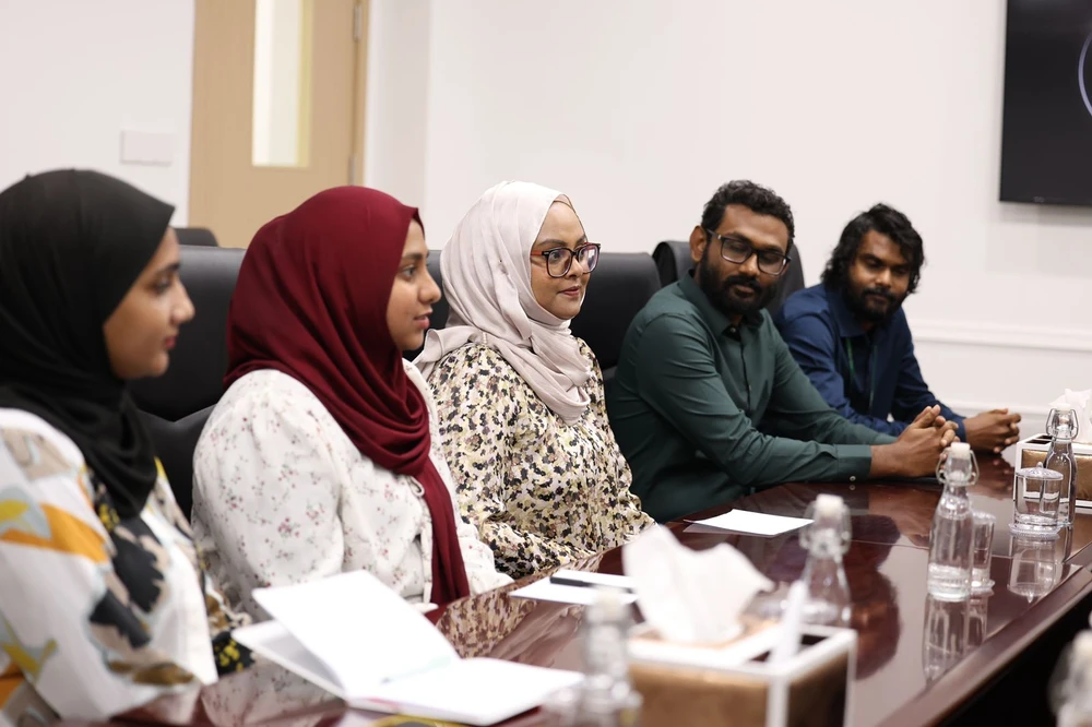 photo for ފޮޓޯ: މަމްސް އެއިޑް ޖަމުއިއްޔާއާއި ވަޒީރު ޑރ. ޢާއިޝަތު ޝިހާމް ބައްދަލުކުރެއްވުން